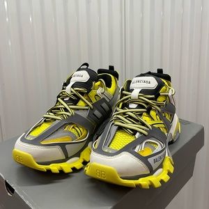 Balenciaga Track Runner Sz 41